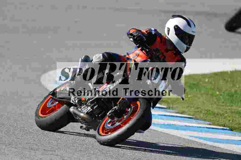 /Archiv-2025/02 28.-31.01.2025 Moto Center Thun Jerez/blau-blue/96